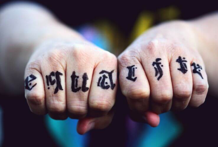 Knuckles Tattoos - Readers Desire